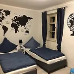 ゲストハウス Gaestezimmer Zur Bruecke 3*